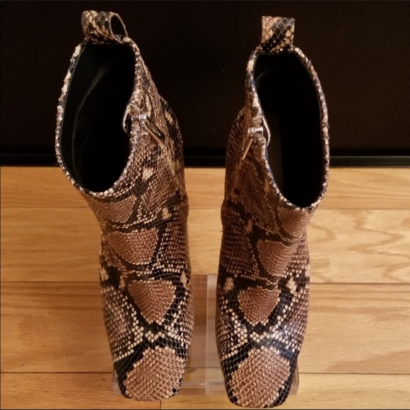 New Via Spiga Lana Snakeskin Booties - Picture 3 of 6